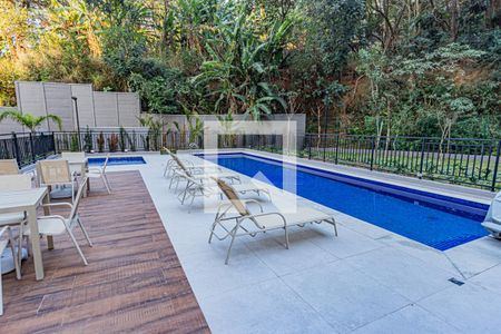 Apartamento à venda com 34m², 1 quarto e sem vaga Apartamento à venda com 34m², 1 quarto e sem vagaÁrea comum - Piscina