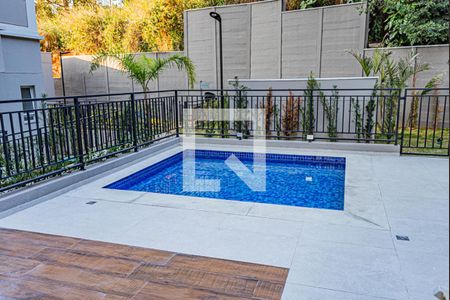 Apartamento à venda com 34m², 1 quarto e sem vaga Apartamento à venda com 34m², 1 quarto e sem vagaÁrea comum - Piscina