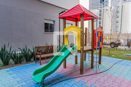 Apartamento à venda com 34m², 1 quarto e sem vaga Apartamento à venda com 34m², 1 quarto e sem vagaÁrea comum - Playground