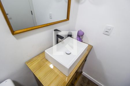 Apartamento à venda com 69m², 2 quartos e 1 vagaDetalhe do Banheiro da Suite