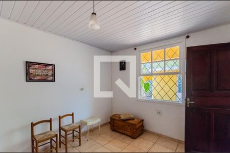 Casa à venda com 285m², 3 quartos e 4 vagasQuarto de Serviço