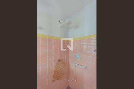 Casa à venda com 285m², 3 quartos e 4 vagasBanheiro de serviço