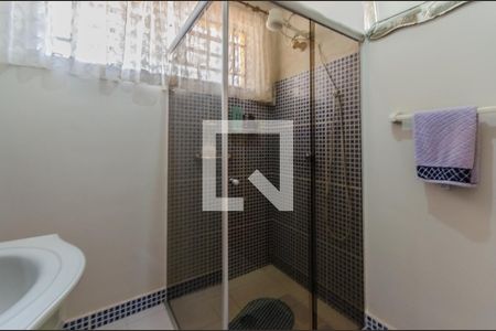 Casa à venda com 285m², 3 quartos e 4 vagasBanheiro
