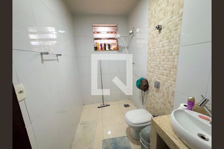 Casa para alugar com 360m², 3 quartos e 7 vagasBanheiro da Suíte 1