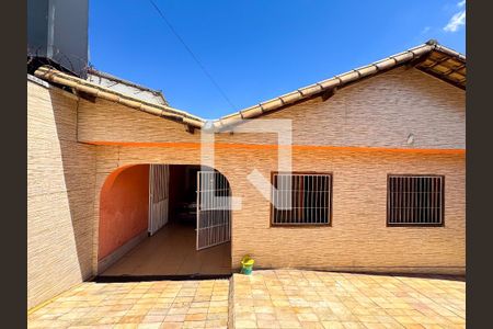 Casa para alugar com 360m², 3 quartos e 7 vagasQuintal