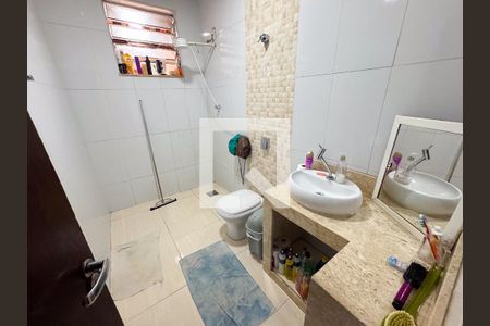 Casa para alugar com 360m², 3 quartos e 7 vagasBanheiro da Suíte 1