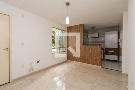 Sala de apartamento para alugar com 2 quartos, 45m² em Água Chata, Guarulhos