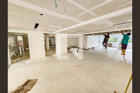 Apartamento à venda com 64m², 2 quartos e 1 vagaÁrea comum - Salão de festas 2