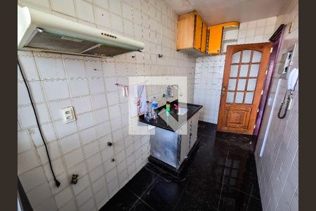Apartamento à venda com 64m², 2 quartos e 1 vagaCozinha