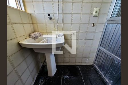 Apartamento à venda com 64m², 2 quartos e 1 vagaÁrea de Serviço