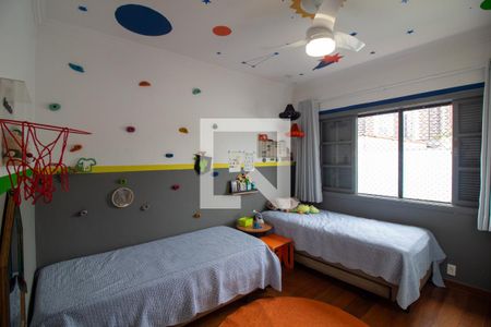 Casa à venda com 240m², 4 quartos e 3 vagas Casa à venda com 240m², 4 quartos e 3 vagasQuarto 3