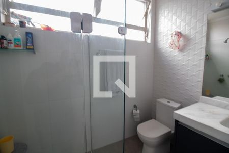 Casa à venda com 240m², 4 quartos e 3 vagas Casa à venda com 240m², 4 quartos e 3 vagasBanheiro da Suíte