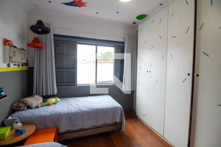 Casa à venda com 240m², 4 quartos e 3 vagas Casa à venda com 240m², 4 quartos e 3 vagasQuarto 3