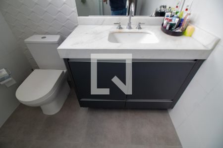 Casa à venda com 240m², 4 quartos e 3 vagas Casa à venda com 240m², 4 quartos e 3 vagasBanheiro da Suíte