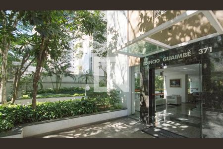 Apartamento para alugar com 67m², 2 quartos e 1 vagaFachada