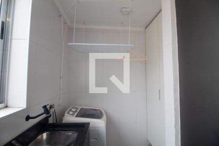 Apartamento para alugar com 67m², 2 quartos e 1 vagaÁrea de Serviço