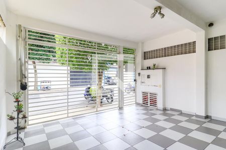Garagem de casa à venda com 3 quartos, 168m² em Brooklin, São Paulo