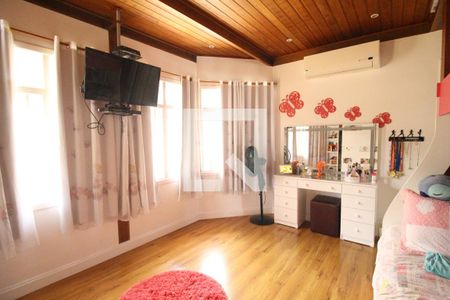 Casa de condomínio à venda com 477m², 5 quartos e 2 vagasSuíte 3