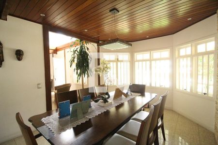 Sala de jantar de casa de condomínio à venda com 5 quartos, 477m² em Jacarepaguá, Rio de Janeiro