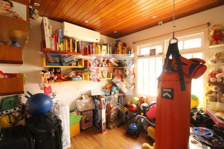 Casa de condomínio à venda com 477m², 5 quartos e 2 vagasSuíte 2