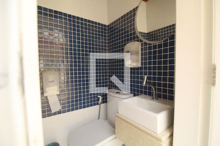 Casa de condomínio à venda com 477m², 5 quartos e 2 vagasChurrasqueira - Banheiro