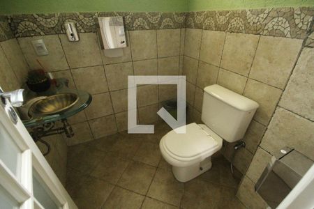 Casa de condomínio à venda com 477m², 5 quartos e 2 vagasLavabo