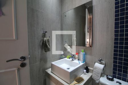 Casa de condomínio à venda com 477m², 5 quartos e 2 vagasBanheiro da suíte 2