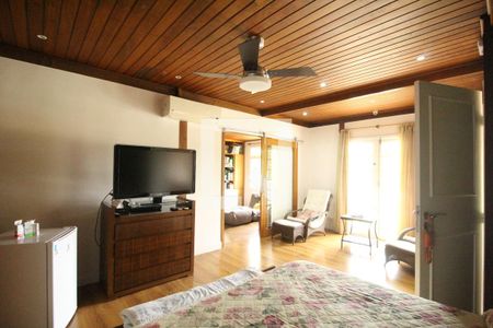 Casa de condomínio à venda com 477m², 5 quartos e 2 vagasSuíte 4