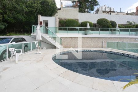 Apartamento à venda com 79m², 2 quartos e sem vagaÁrea comum - Piscina