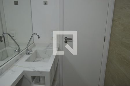 Apartamento para alugar com 34m², 2 quartos e sem vagaBanheiro