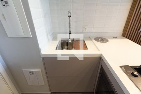 Sala/Cozinha de apartamento à venda com 1 quarto, 32m² em Moema, São Paulo