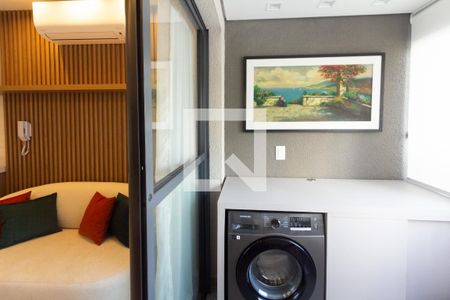 Varanda de apartamento à venda com 1 quarto, 32m² em Moema, São Paulo