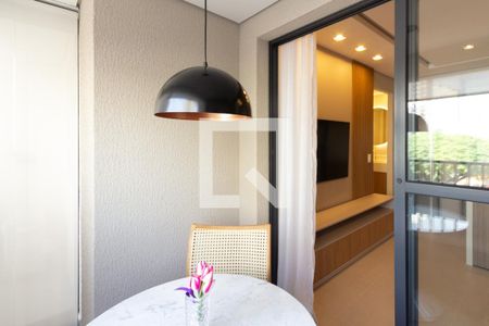 Varanda de apartamento à venda com 1 quarto, 32m² em Moema, São Paulo