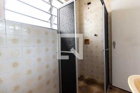 Casa à venda com 138m², 2 quartos e 2 vagasBanheiro da Suíte 1