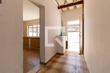 Casa à venda com 138m², 2 quartos e 2 vagasCorredor Lateral