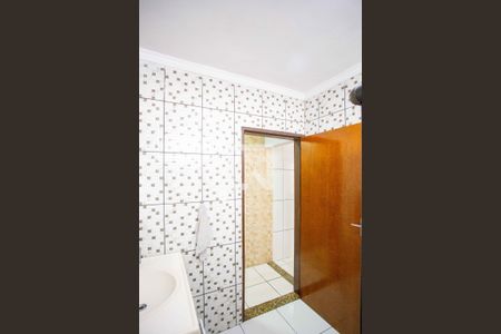 Casa à venda com 125m², 3 quartos e 2 vagasBanheiro Social