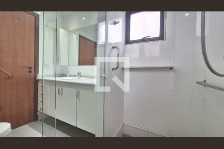 Apartamento à venda com 147m², 3 quartos e 2 vagasBanheiro da Suíte