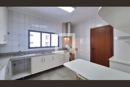Apartamento à venda com 147m², 3 quartos e 2 vagasCozinha