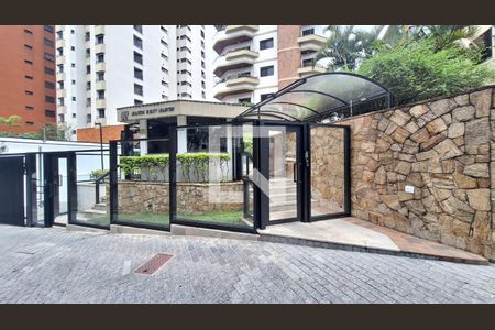 Apartamento à venda com 147m², 3 quartos e 2 vagasFachada