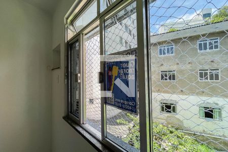 Plaquinha de apartamento à venda com 2 quartos, 70m² em Tijuca, Rio de Janeiro