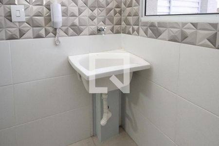 Área de Serviço de apartamento para alugar com 2 quartos, 32m² em Vila Ivone, São Paulo