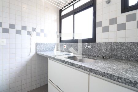 Apartamento para alugar com 115m², 3 quartos e 2 vagasÁrea de Serviço