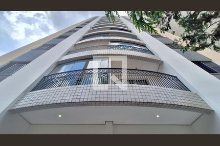 Apartamento para alugar com 115m², 3 quartos e 2 vagas Apartamento para alugar com 115m², 3 quartos e 2 vagasÁrea comum