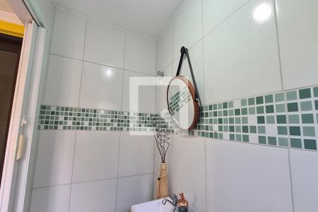 Casa à venda com 245m², 3 quartos e 6 vagasLavabo da garagem