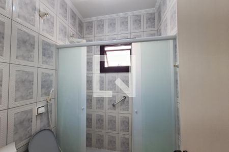 Casa à venda com 245m², 3 quartos e 6 vagasBanheiro da Suíte 1