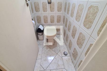 Casa à venda com 245m², 3 quartos e 6 vagasLavabo