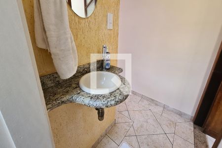 Casa à venda com 245m², 3 quartos e 6 vagasLavabo