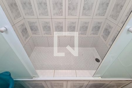 Casa à venda com 245m², 3 quartos e 6 vagasBanheiro da Suíte 2