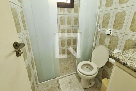 Casa à venda com 245m², 3 quartos e 6 vagasBanheiro da Suíte 3