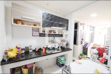 Apartamento à venda com 65m², 3 quartos e sem vaga Apartamento à venda com 65m², 3 quartos e sem vagaCozinha